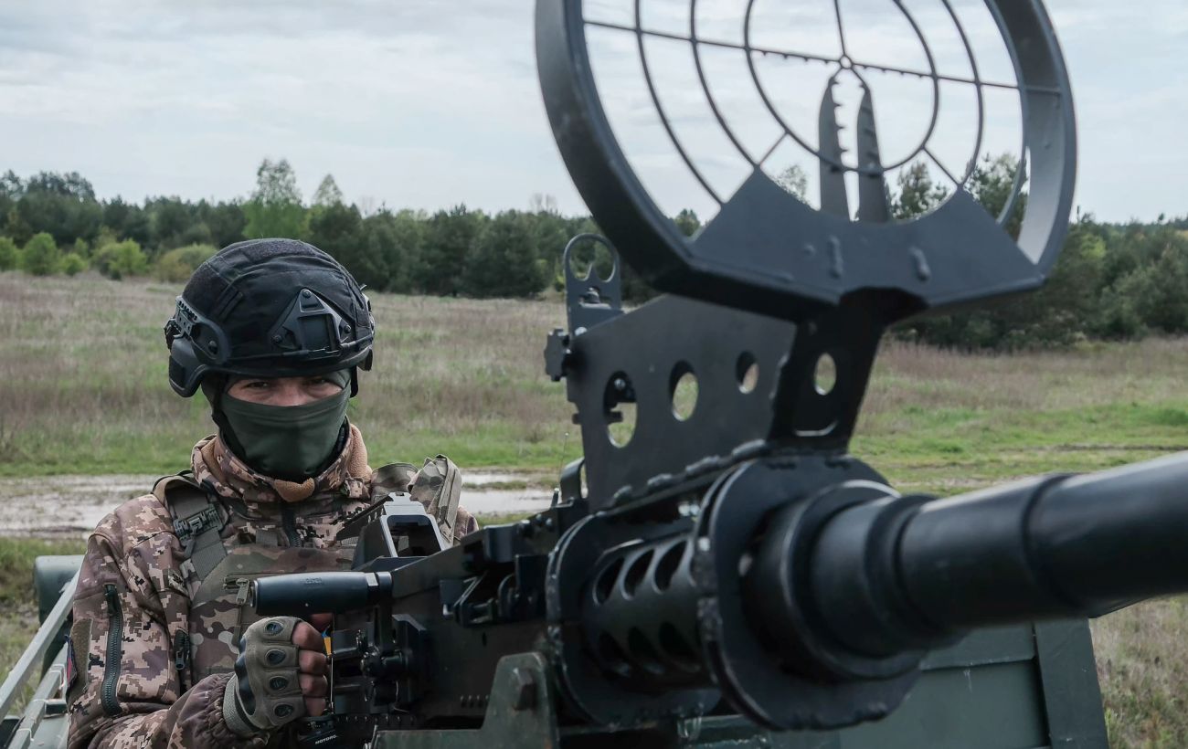 "Снайперська робота": у Сухопутних військах показали, як збили "Шахед" над Києвом