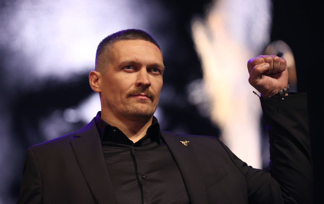 Усик взяв паузу після бою з Дюбуа: що далі з титулом WBO і наступним суперником