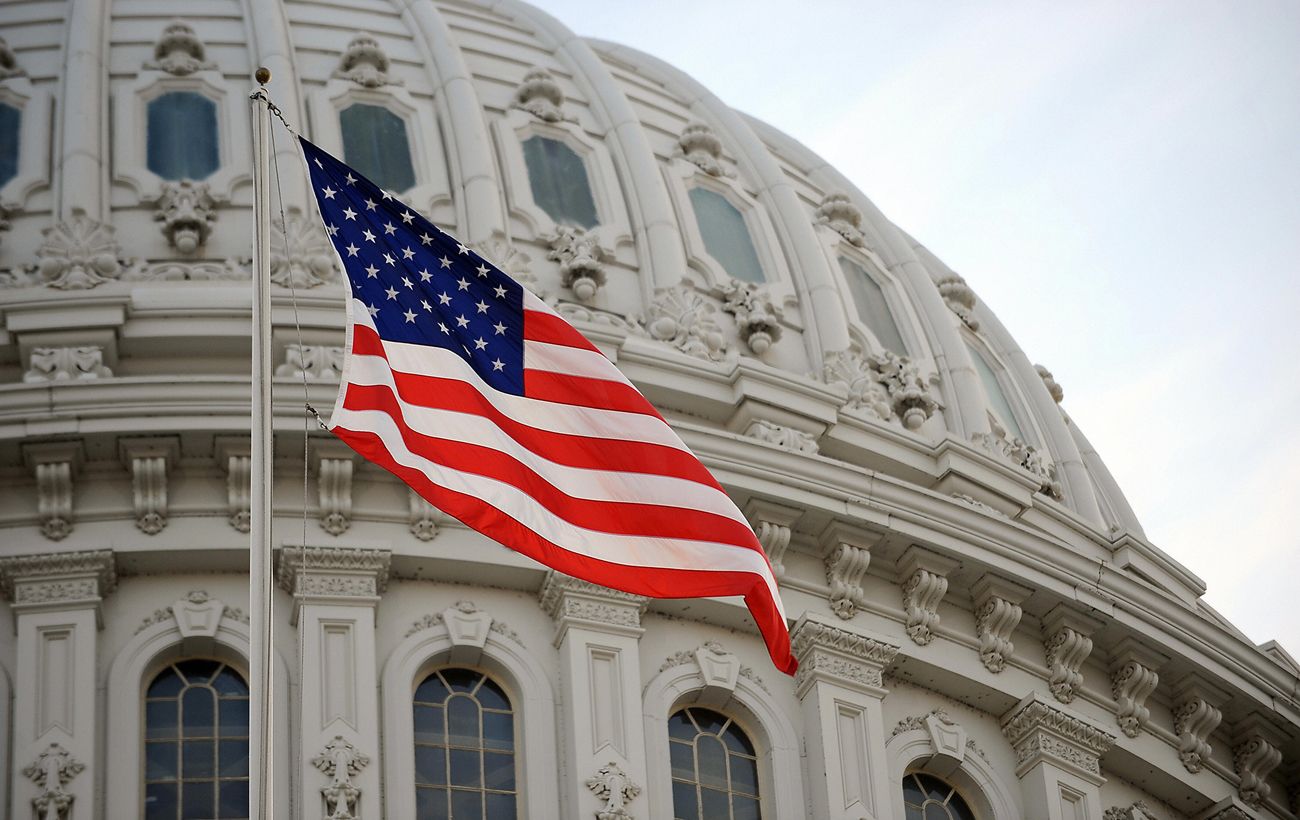 У США перевірять 55 мільйонів віз іноземців. Порушників депортують, - Держдеп