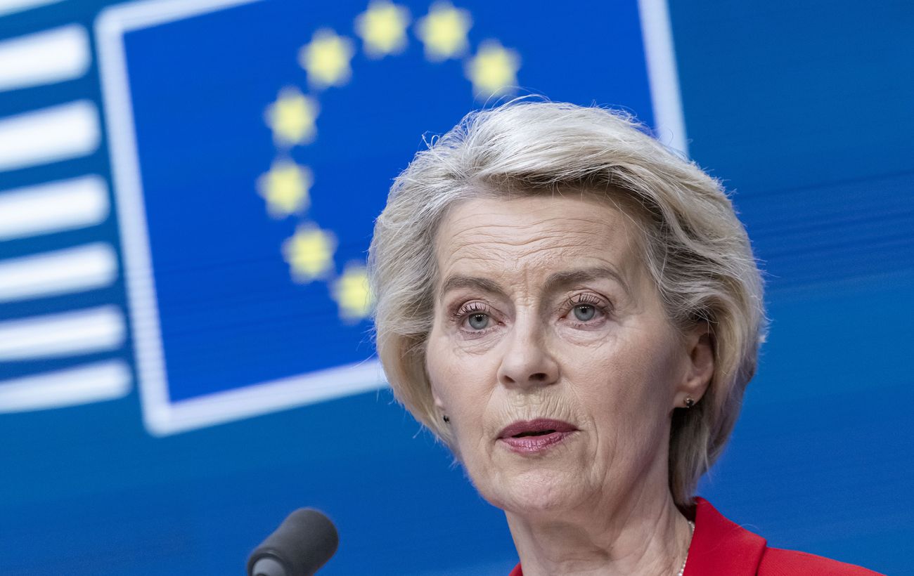 ЄС готує 19-й пакет санкцій проти РФ: Фон дер Ляєн після розмови з Трампом розкрила деталі