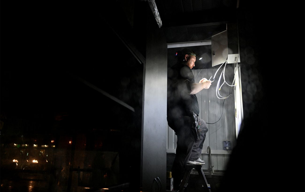 Часу зі світлом більше? Як змінилися графіки відключень на Чернігівщині