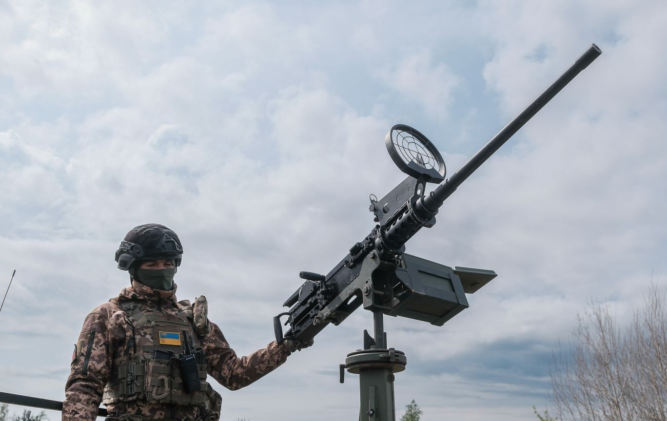 Жителям Чернігова пояснили, чому не збивають БПЛА над містом. Кличуть стати до лав ППО