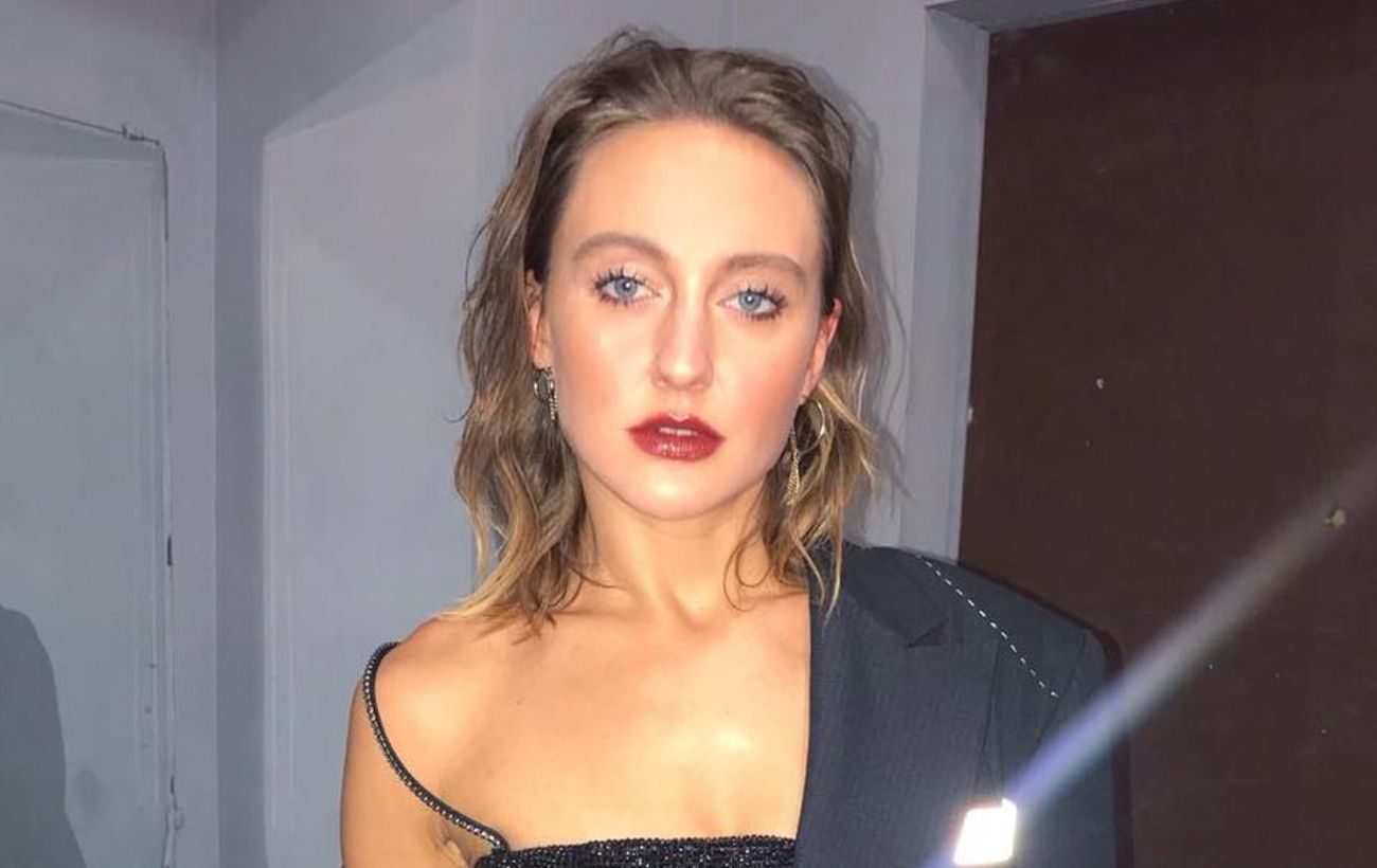 "На всєх язиках" не спрацювало: Єва Бушміна потрапила у скандал після повернення в Україну