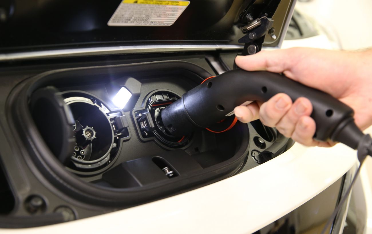 Держава забирає пільги на електрокари. На скільки зросте ціна нових авто