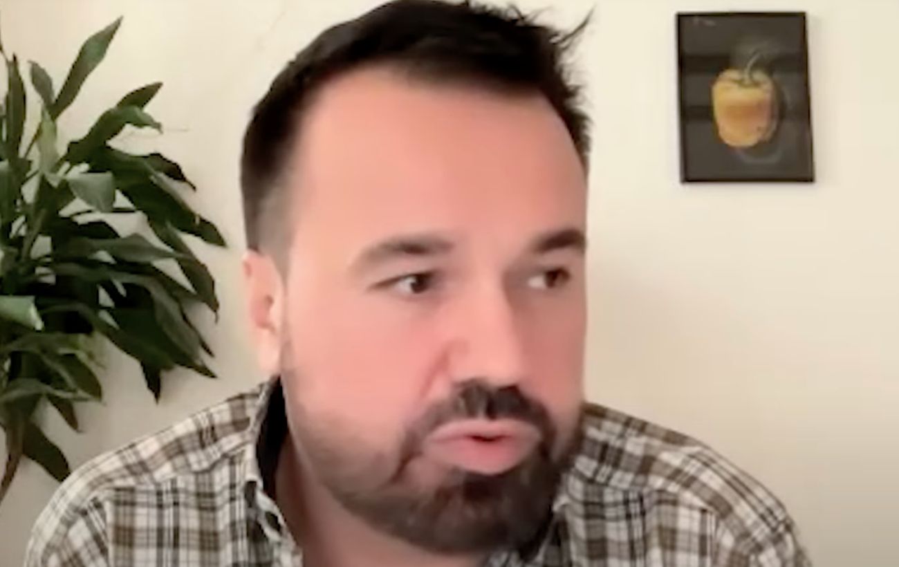 "Просто мовчав": Лірник зізнався, чи вважає себе зрадником і чи буде повертатися до України