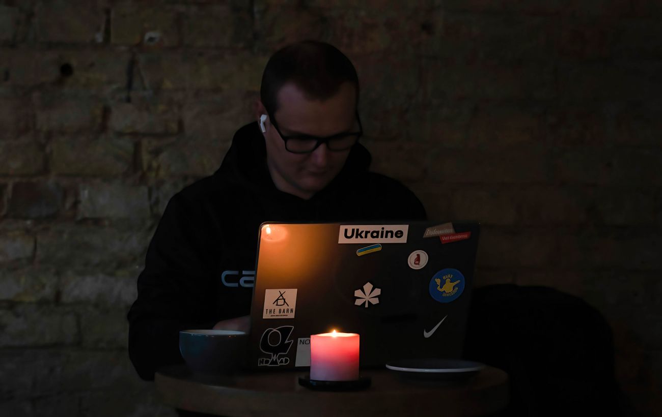 Масована атака дронів на Київ: в столиці можуть бути перебої зі світлом та водою