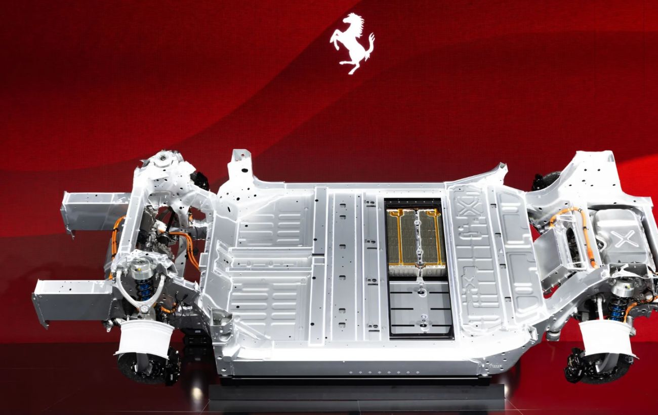 Ferrari розкрила характеристики свого першого електромобіля: що відомо