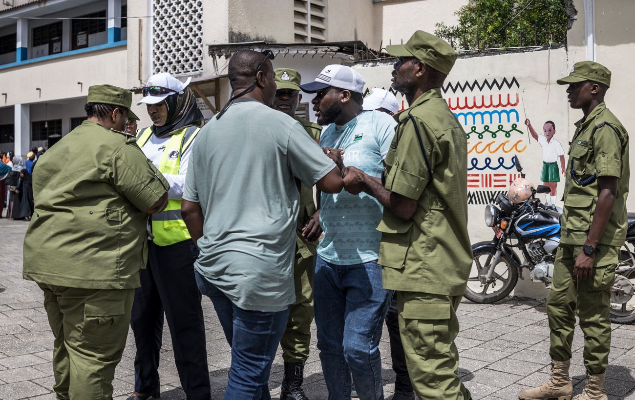 МЗС України звернулось до українців в Танзанії на тлі протестів: що потрібно знати