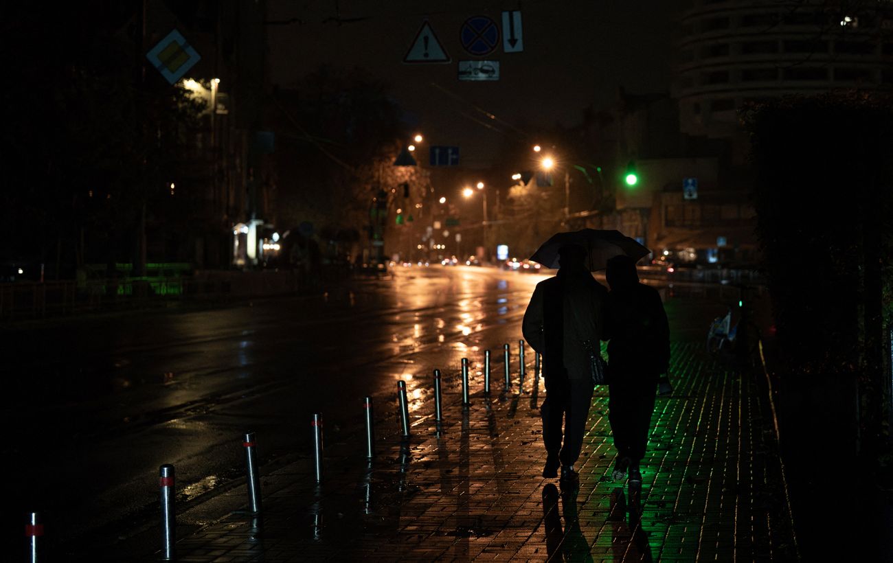 Блекаути в російських містах: де і чому зникло світло