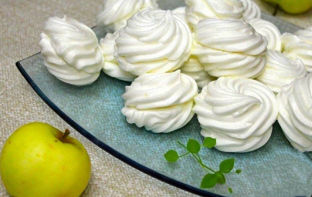 Яблучний зефір без цукру: смачний і корисний десерт з трьох інгредієнтів