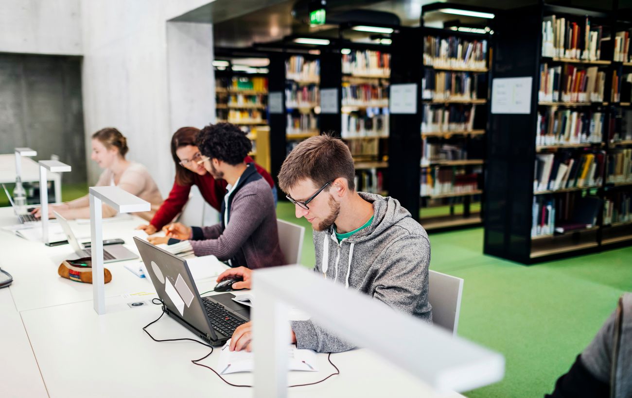 Рада схвалила закон про академічну доброчесність: що зміниться для освіти й науки