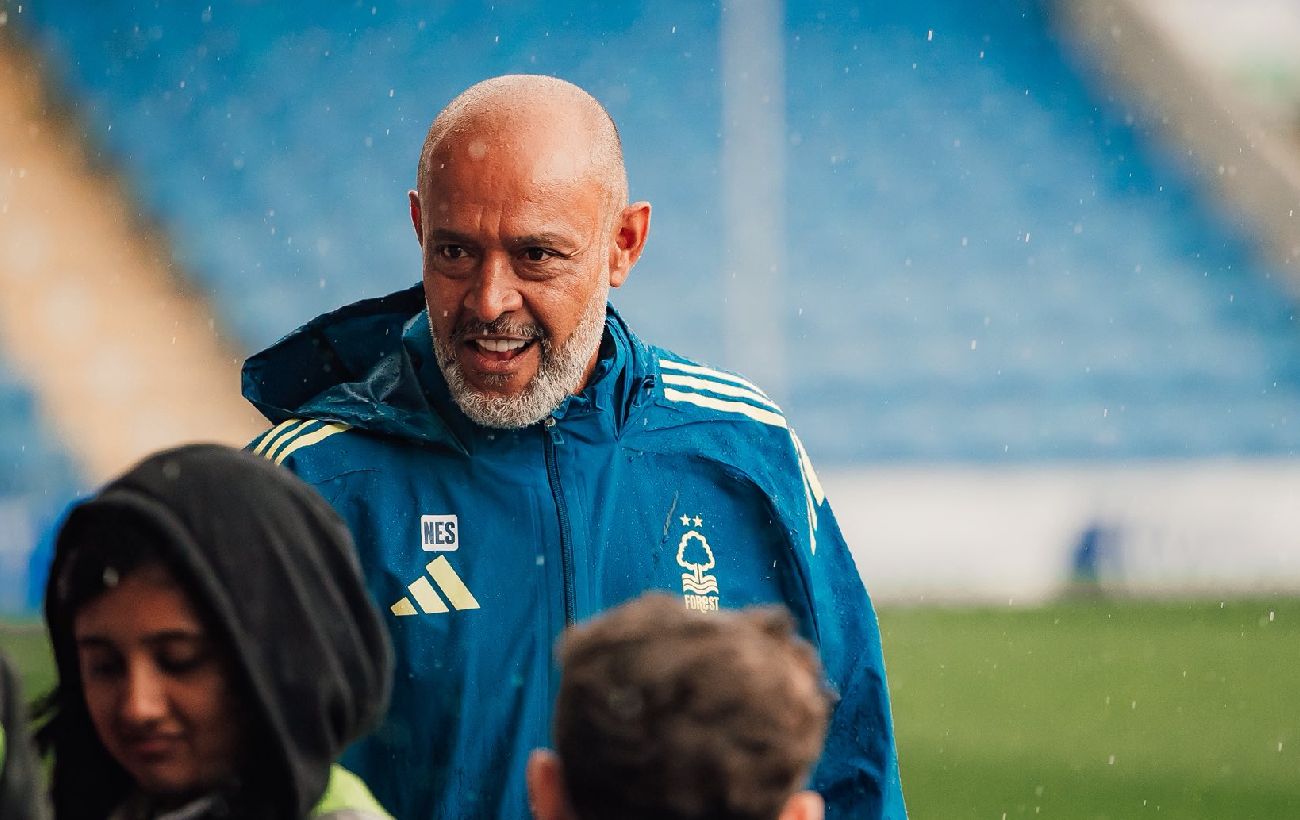 "Ноттінгем Форест" сенсаційно звільнив тренера Санту: що чекає на Зінченка