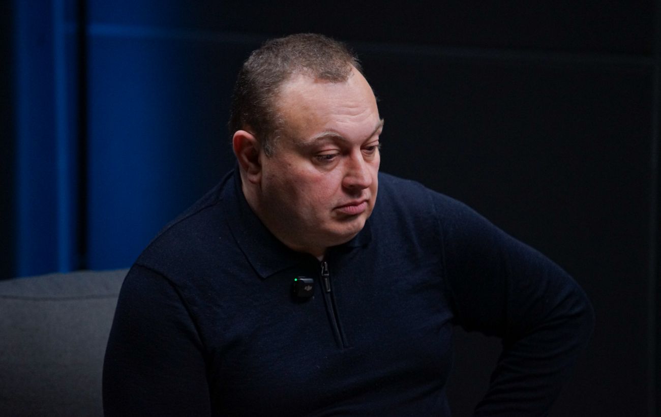 Скільки українців в побуті спілкуються лише російською мовою: відповідь соціолога