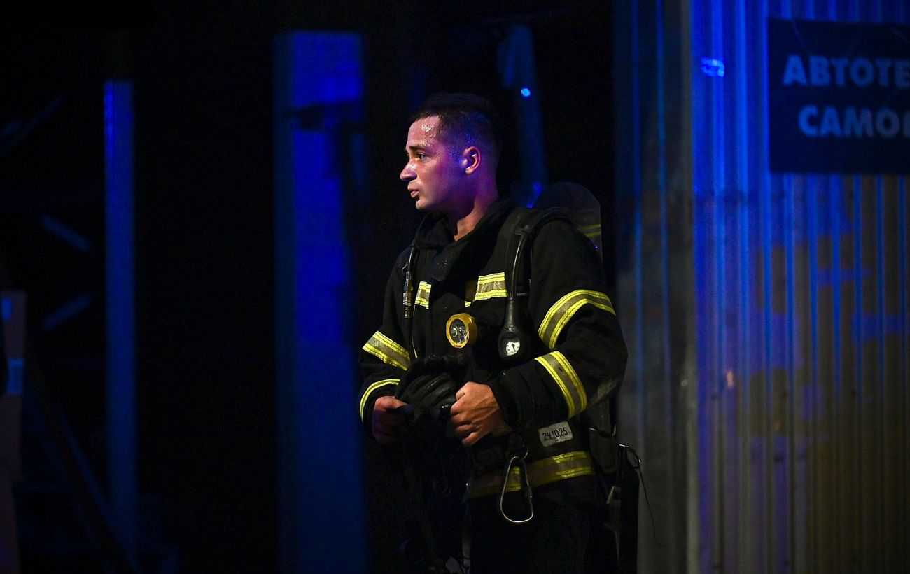 У Чернігові після нічної атаки РФ пошкоджено десятки об’єктів