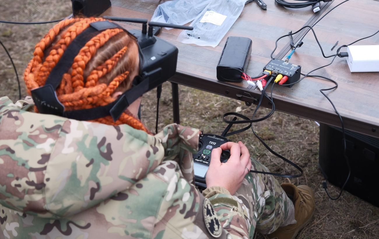 Сили оборони вразили нафтобазу, склад дронів та інші об'єкти росіян, - Генштаб