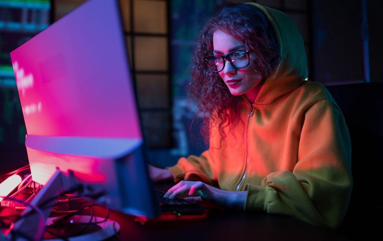 РФ посилює контроль над інтернетом і стежить за повідомленнями росіян