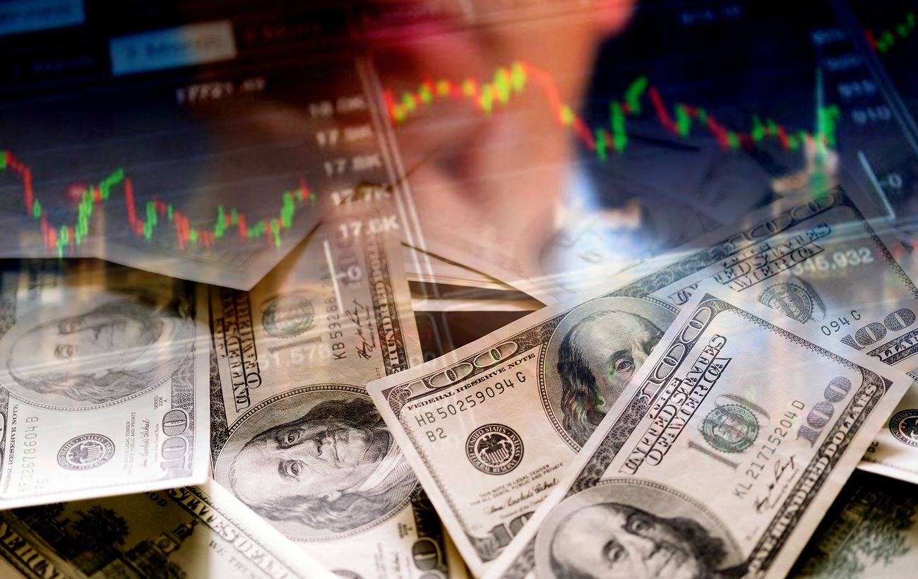 Долар іде вниз: НБУ оновив курс валют на 15 січня