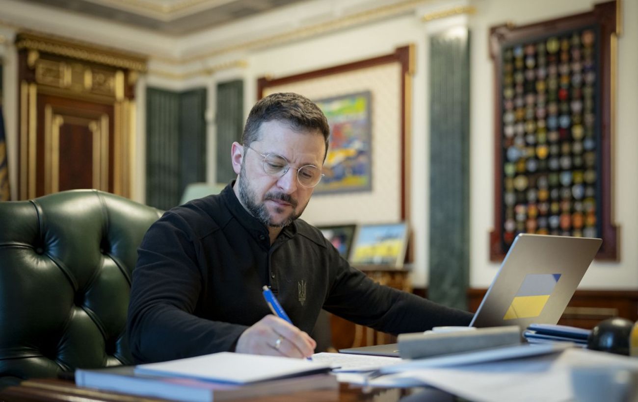 Зеленський звільнив заступника голови Держуправління справами