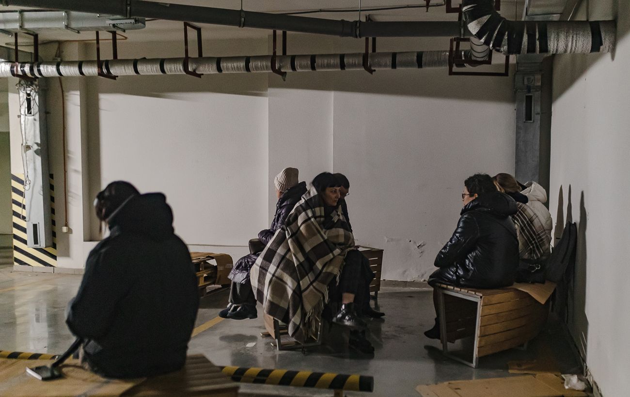 У Києві оголосили тривогу та лунають вибухи: столиці під ударом дронів