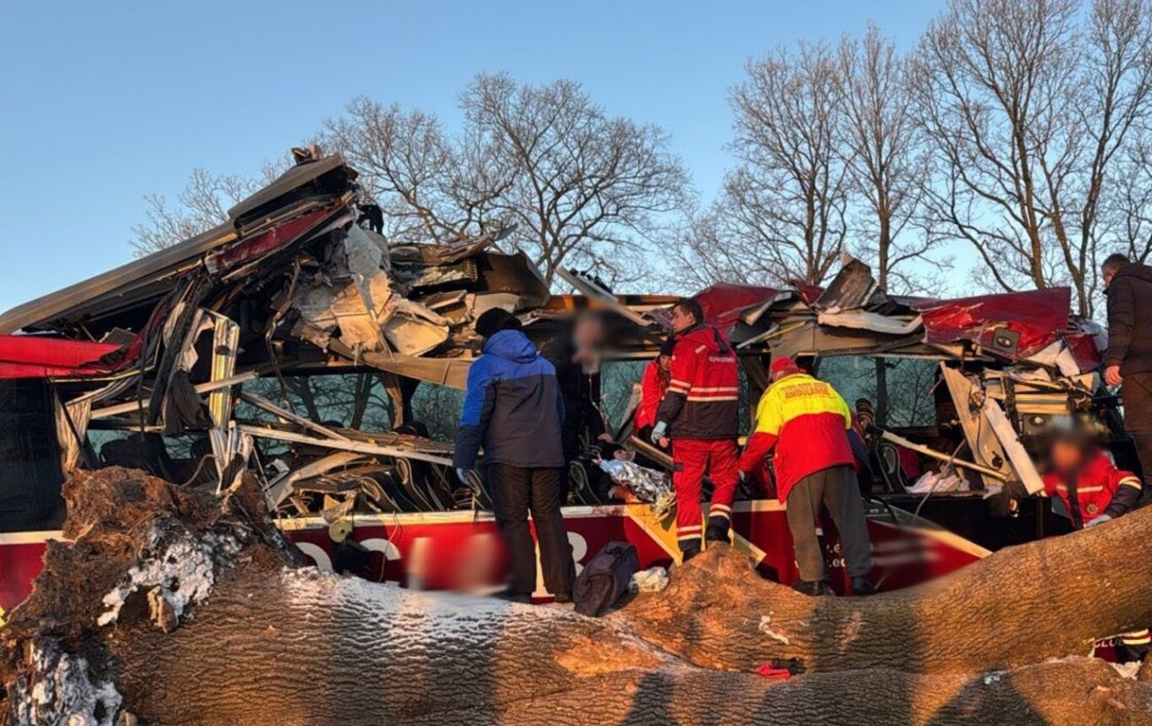 На Львівщині автобус "Відень–Київ" потрапив у ДТП, є постраждалі (фото)