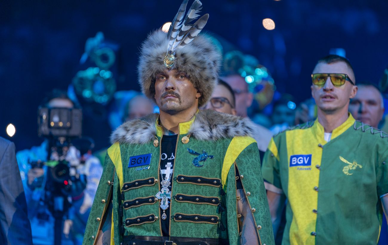 Усик не потрапив у номінацію "Боксер року-2025" від The Ring - несподіваний пропуск