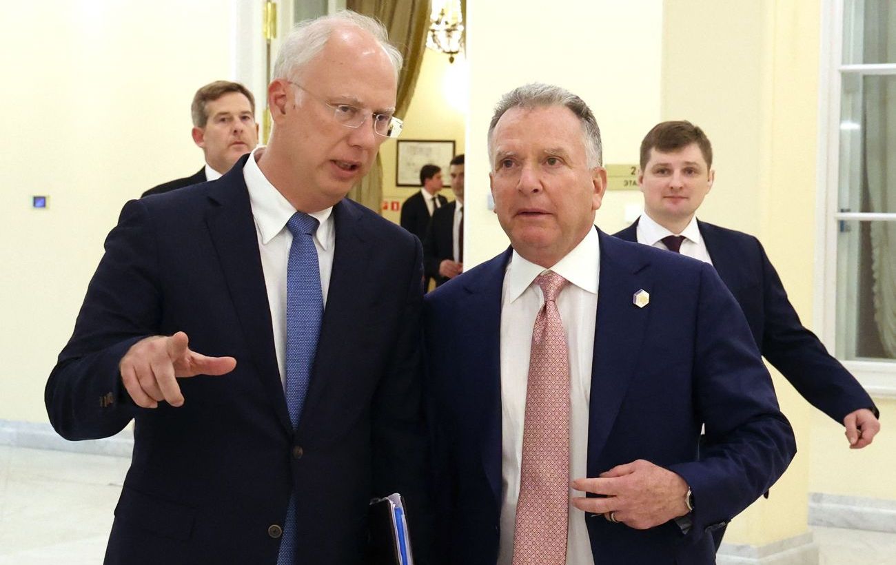 Після 4-річного бойкоту перемовник Путіна приїхав у Давос, він зустрінеться з американцями