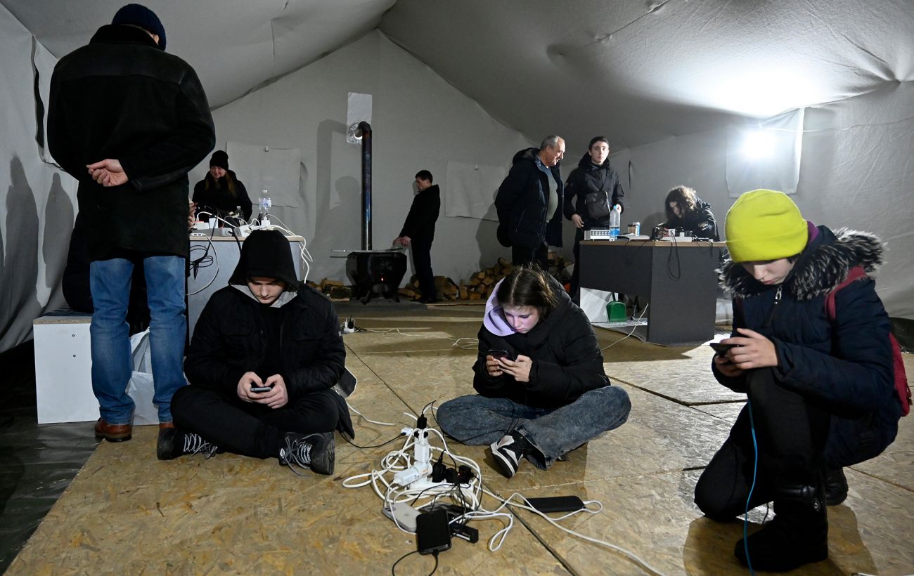 В Україні почали вводити аварійні відключення світла: яких областей стосується