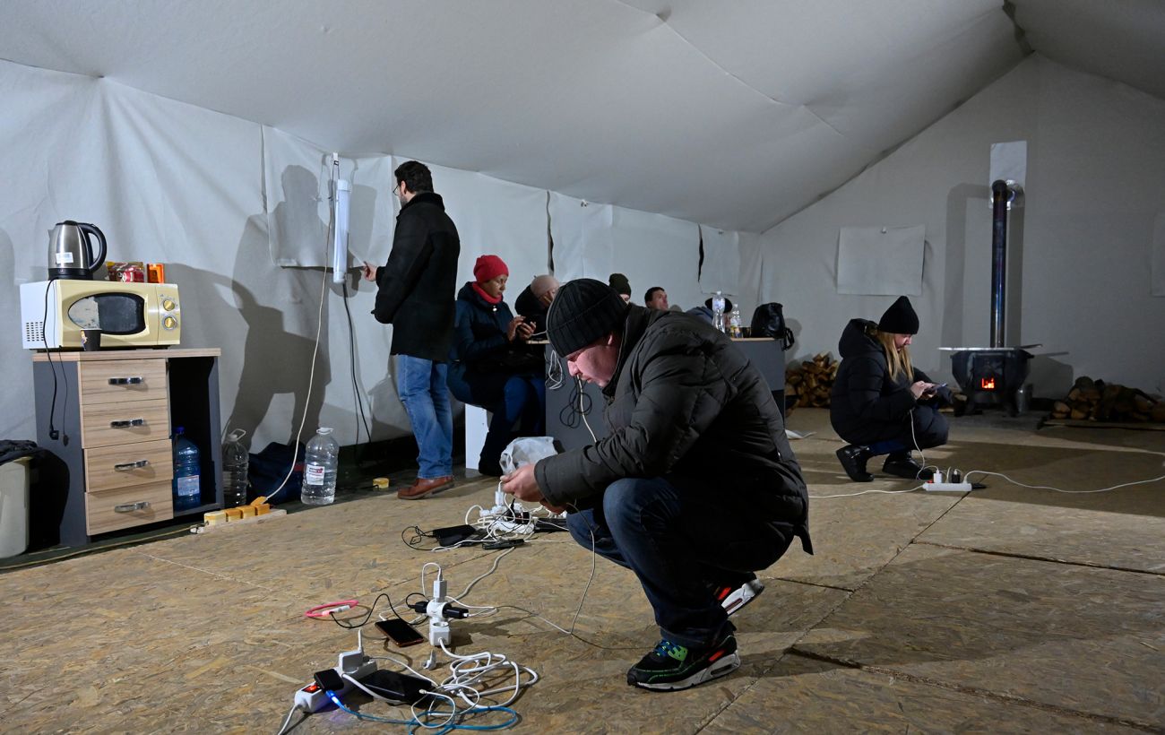 Без світла досі понад 800 тисяч киян: що відбувається з електропостачанням у столиці