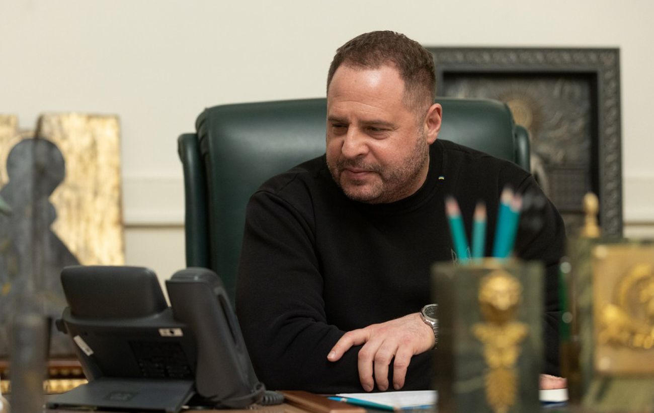 Єрмак поновив право на адвокатську діяльність після відходу з ОП та обіцянок піти на фронт