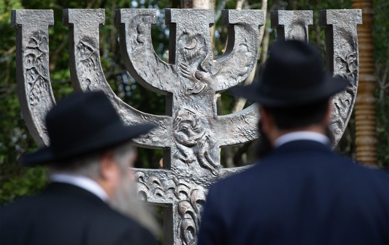 "За покладання квітів – 15 діб". Історик розповів, як в СРСР стирали пам'ять про Голокост