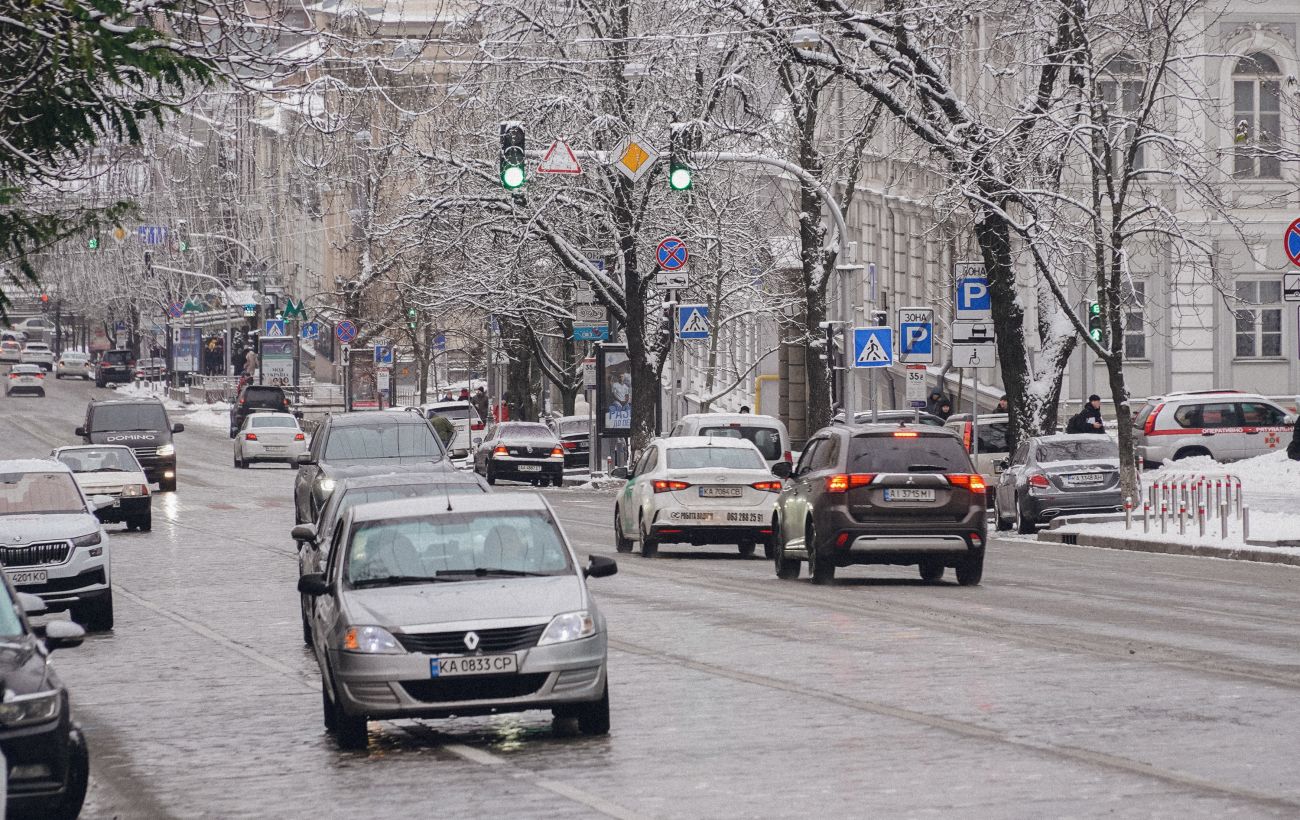 У центрі Києва на 10 днів обмежать рух: що важливо знати водіям
