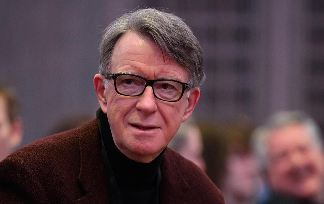 "Щоб уникнути сорому": колишній британський посол пішов у відставку через справу Епштейна