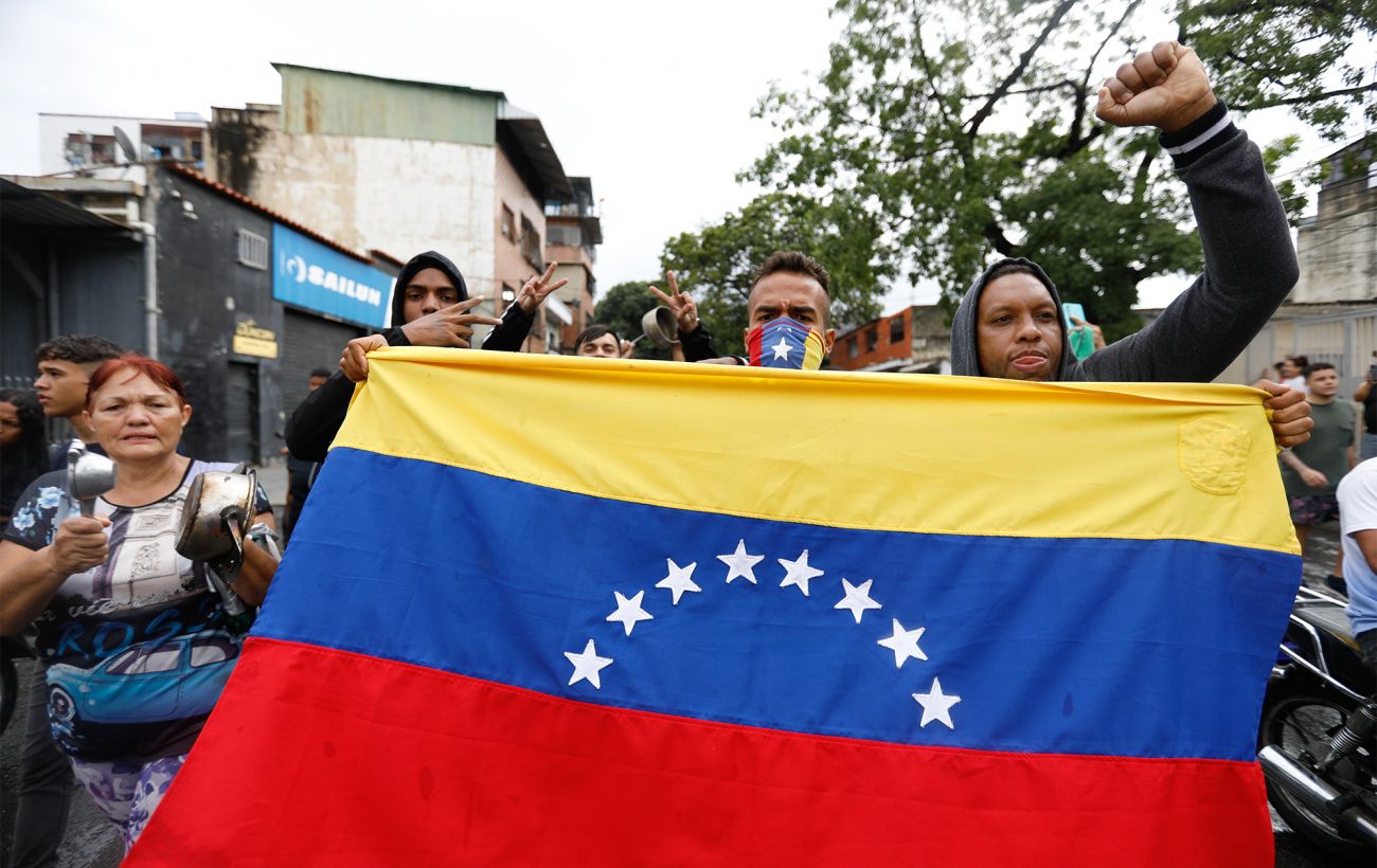 Венесуела звільнила десятки політв'язнів, серед них - відомий активіст і критик режиму