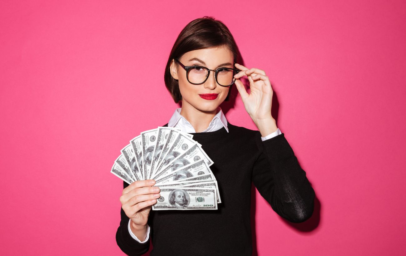 У лютому удача на боці цих знаків Зодіаку: фінанси приємно здивують