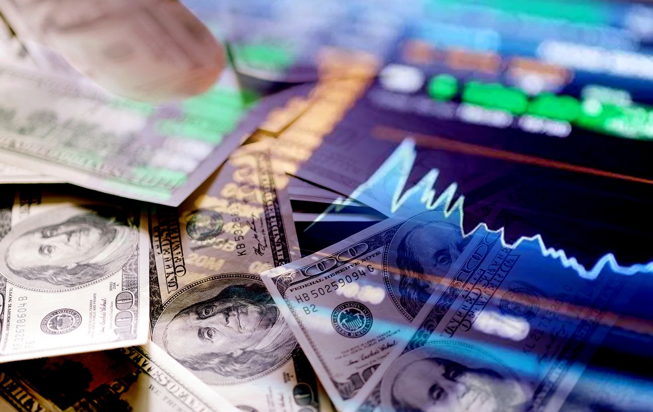 Долар чи євро? Що відбувається з курсом зараз і яку валюту краще обрати для збережень
