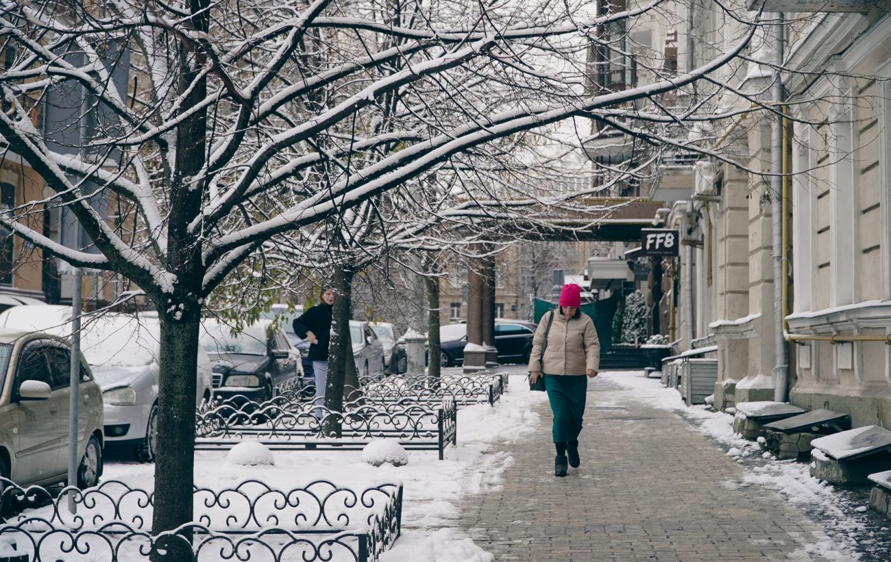 Морози відступають? Якою буде погода в Україні сьогодні
