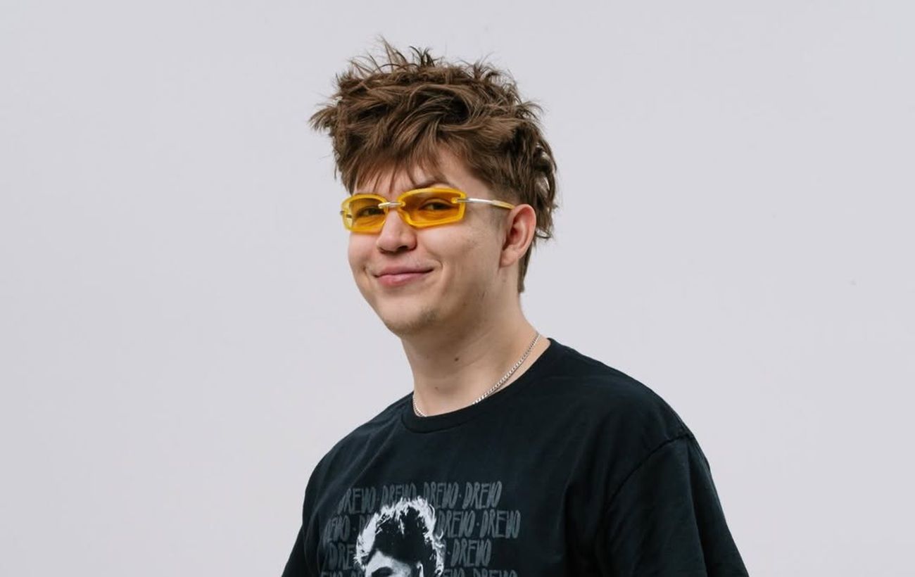 DREVO освідчився коханій: романтичні фото з заручин