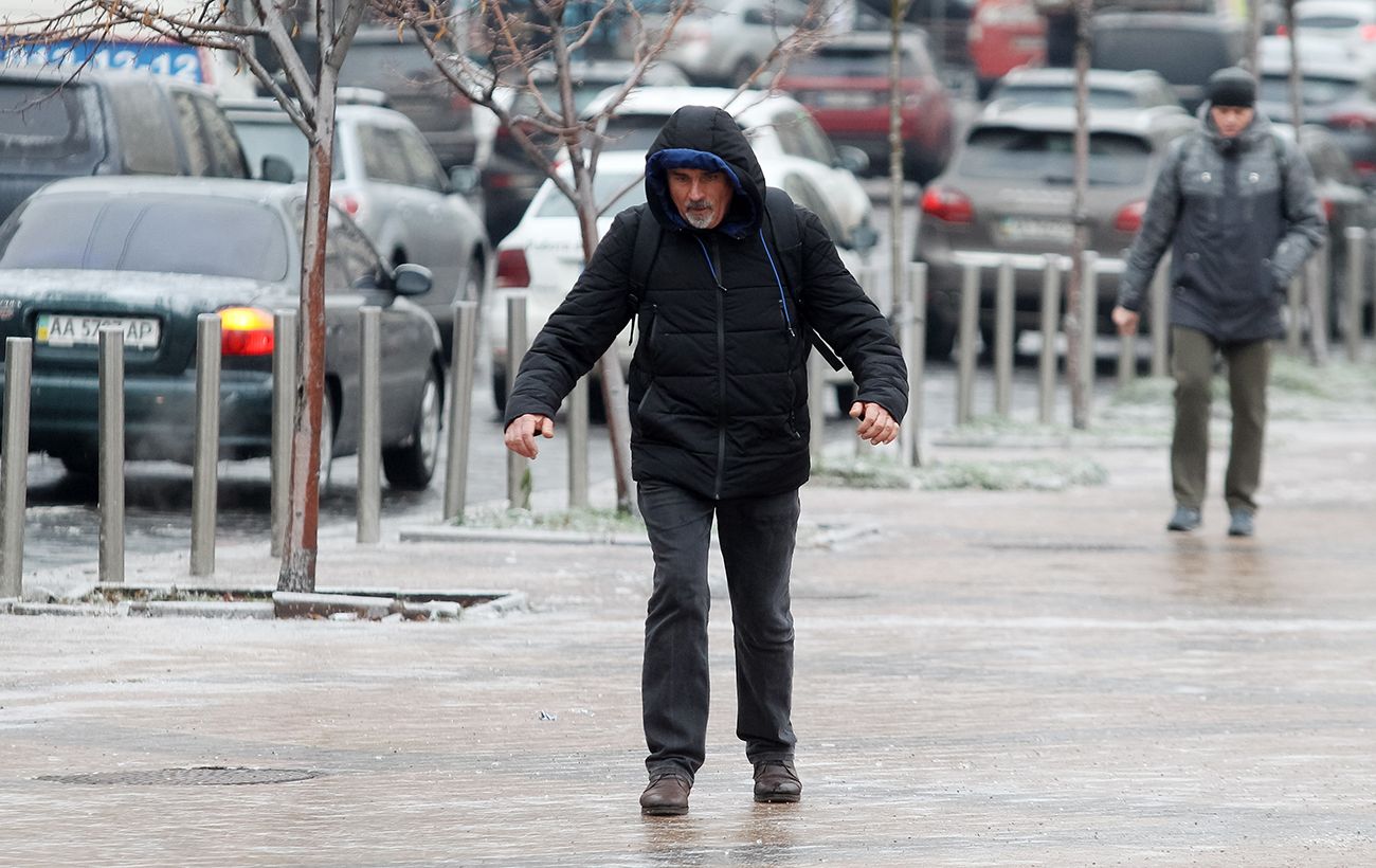 Синоптики попередили про небезпечну погоду: де в Україні завтра до -19 та ожеледиця