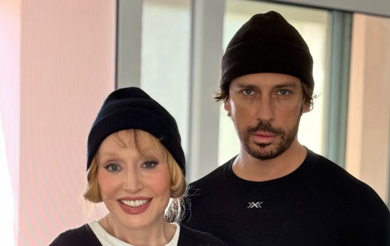 Схудлу Пугачову заскочили з тростиною: як виглядає 76-річна співачка