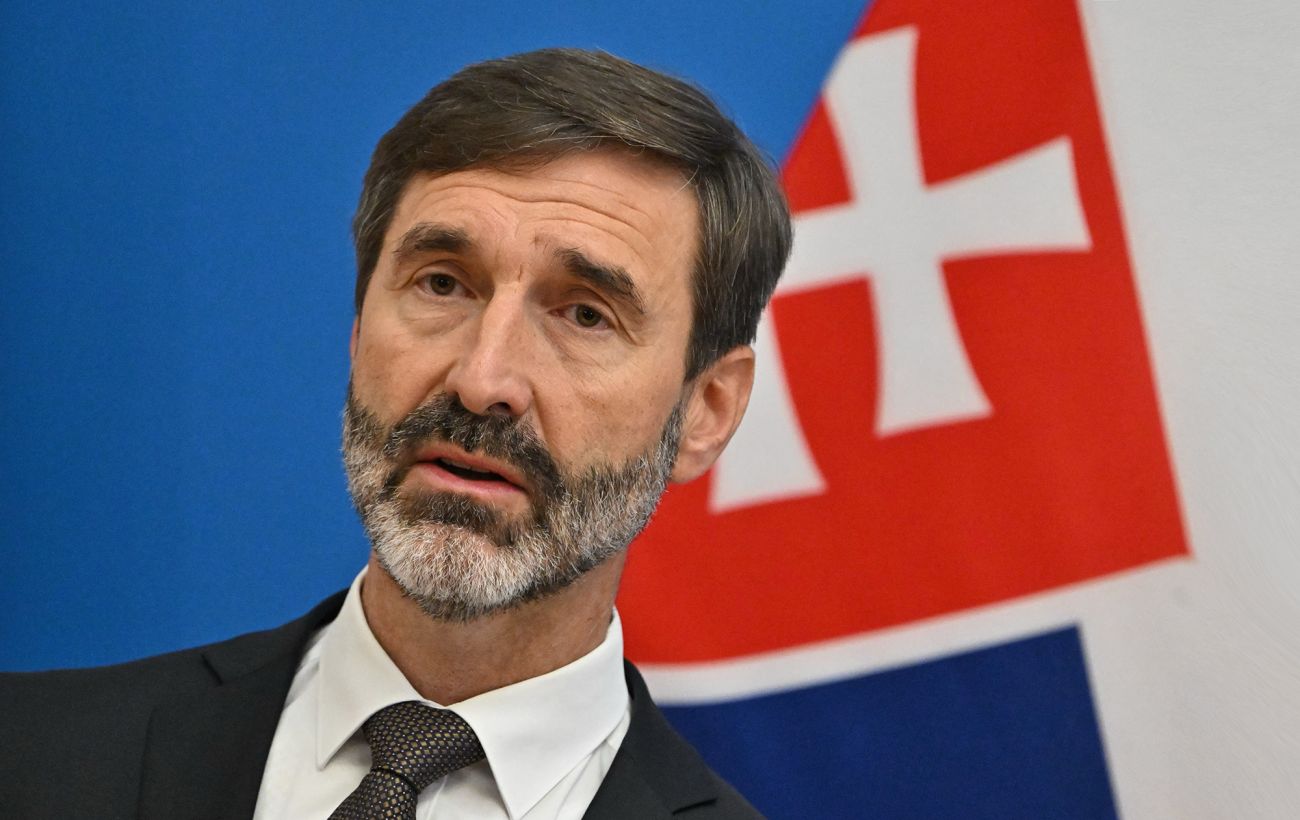 Словаччина хоче зняти санкції з двох російських олігархів