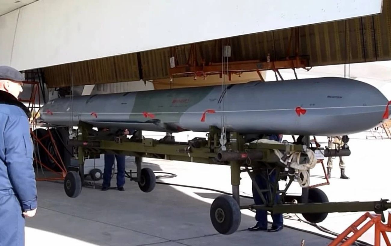 РФ розробляє нову версію ракети? Що кажуть експерти про загрозу наземних пусків Х-101