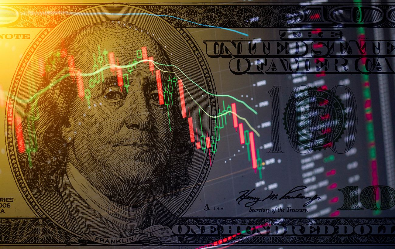 Долар та євро падають: курс на 17 березня та які зміни можливі на тижні