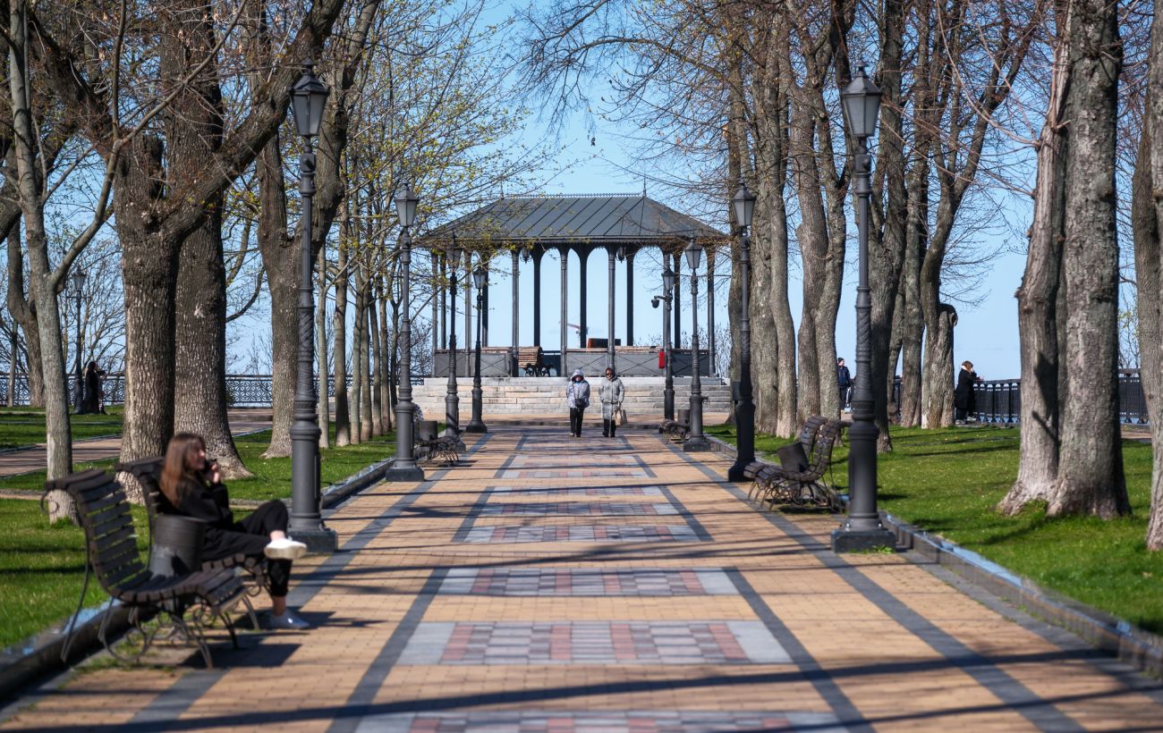 Чи потепліє в Україні до кінця тижня? Синоптики кажуть про нічні морози, але є і гарні новини