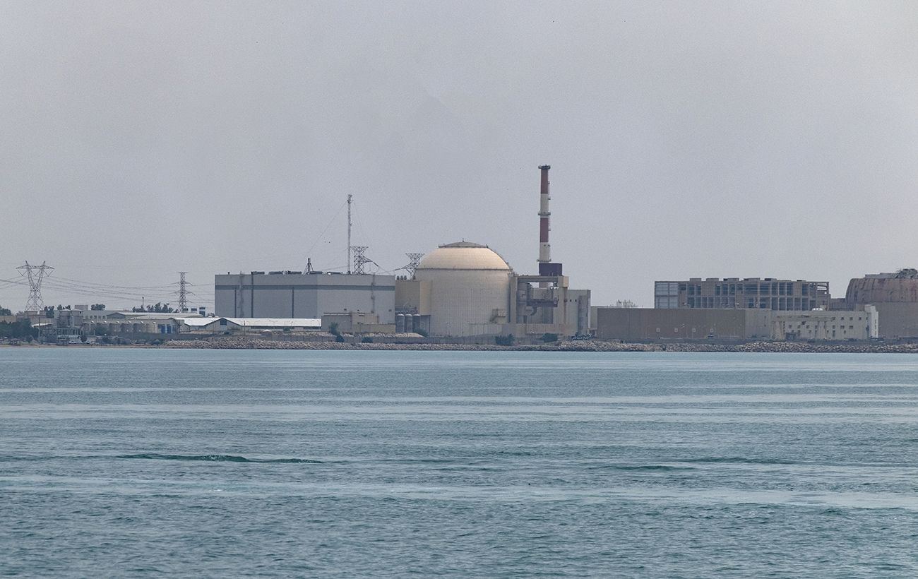 "Приліт" був за 350 метрів від реактора: з'явилися деталі удару по АЕС "Бушер" в Ірані