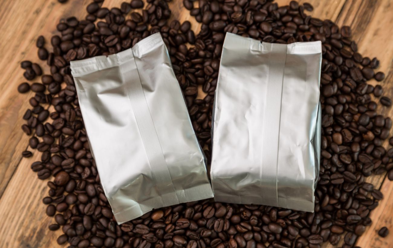 Ви неправильно зберігаєте каву: ось де вона довше збереже аромат і смак
