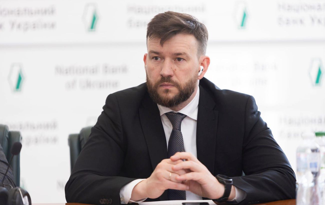 Чи вистачить Україні грошей на соцвиплати: відповідь міністра