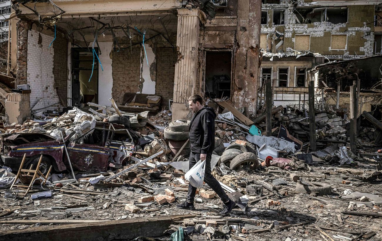 Росія вдарила ракетою по самому центру Харкова