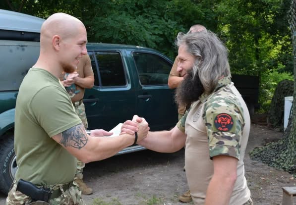 Не планував брати зброю… Але коли ворог ступив на мою землю — вибору більше не було