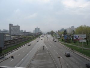У Києві обмежать рух транспорту на Броварському проспекті – мапа