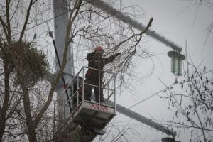 ДТЕК використовує всі доступні ресурси для відновлення після обстрілів – Тімченко для BBC